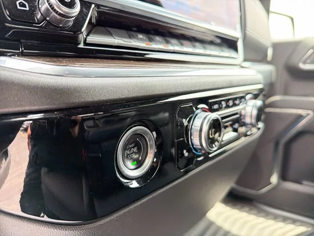 2024 GMC Sierra 1500 Elevation - Photo 17