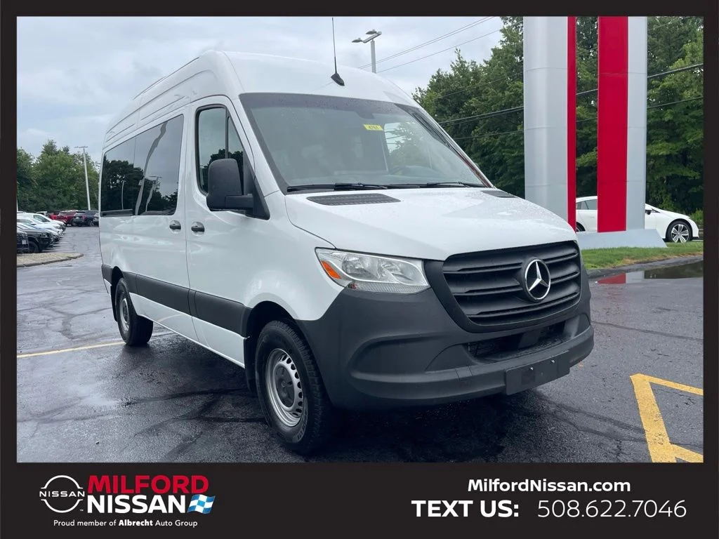 Used 2024 White Mercedes-Benz Passenger 144 WB image 8