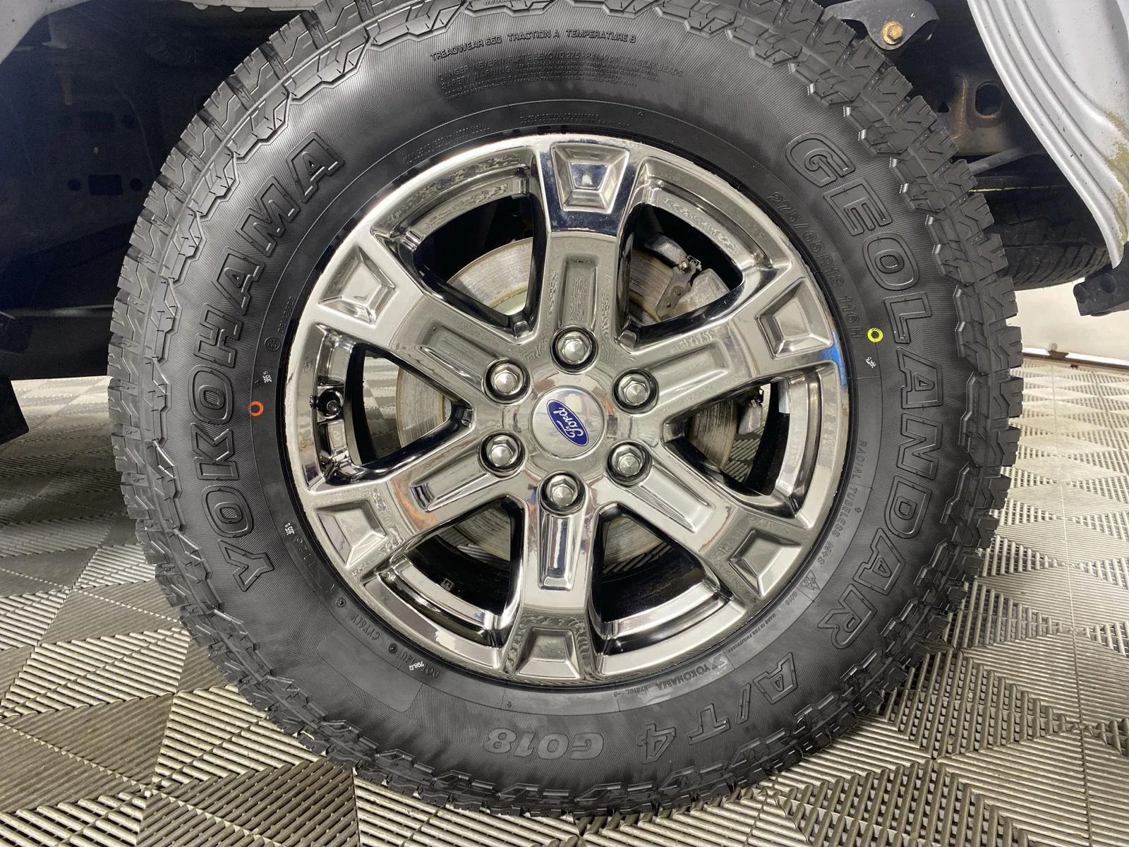 Used 2021 Space White Ford XLT image 19
