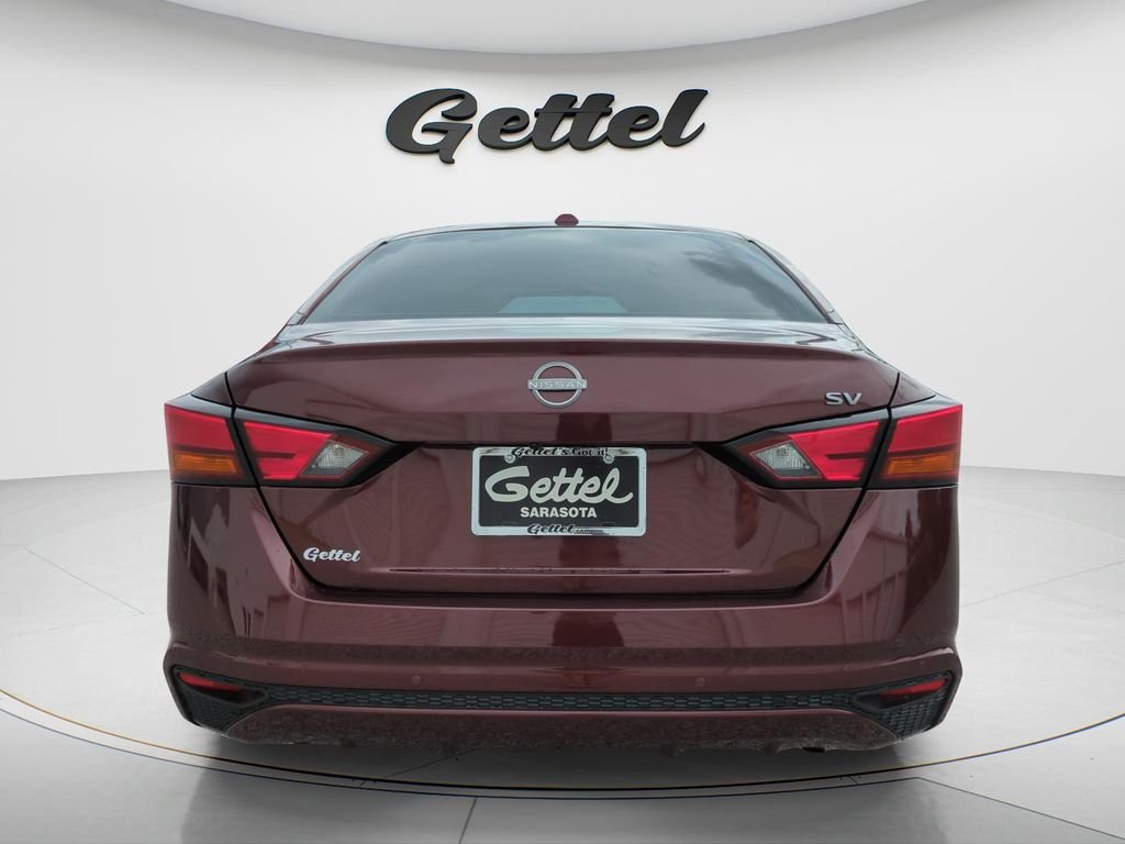 Used 2024  Nissan 2.5 SV image 6