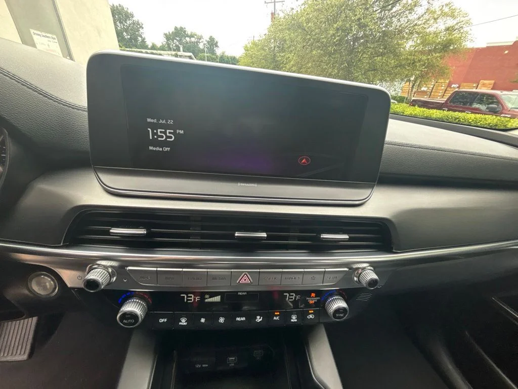Used 2022 Silver Kia LX image 16