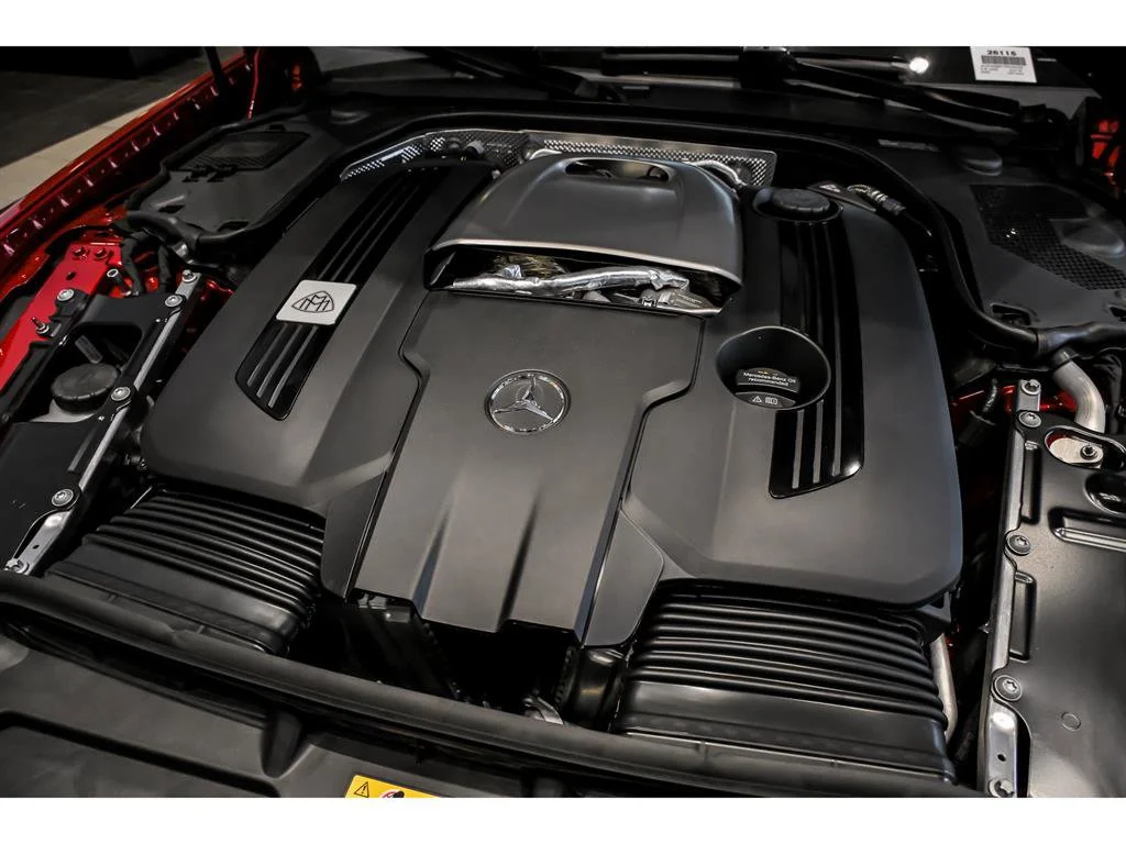 New 2026 MANUFAKTUR garnet red metallic (Red Ambiance) Mercedes-Benz Mercedes-Maybach SL 680 image 61