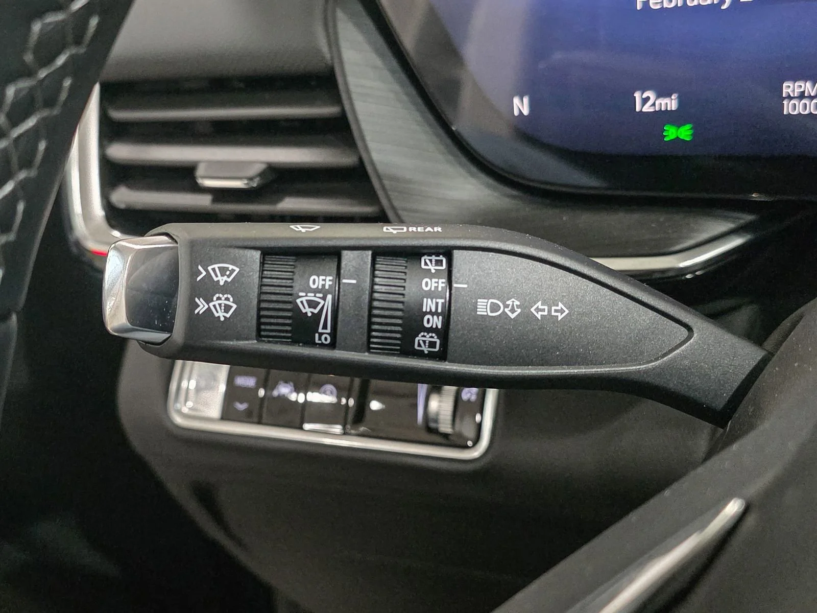 2026 Buick Envision Preferred - Photo 35