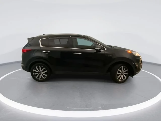 Used 2017 Red Kia EX image 7