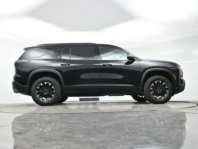 Used 2026 Mosaic Black Metallic Chevrolet Z71 image 34