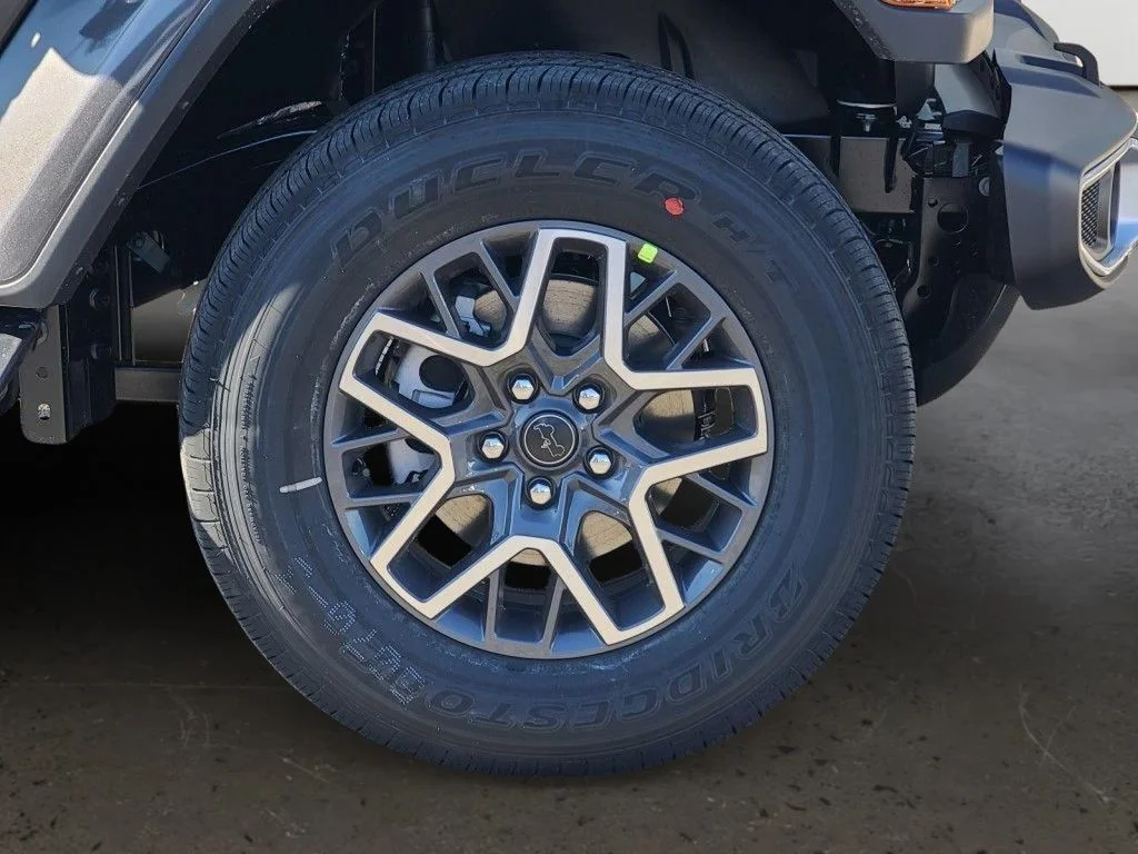 New 2025 Gray Jeep Sahara image 4