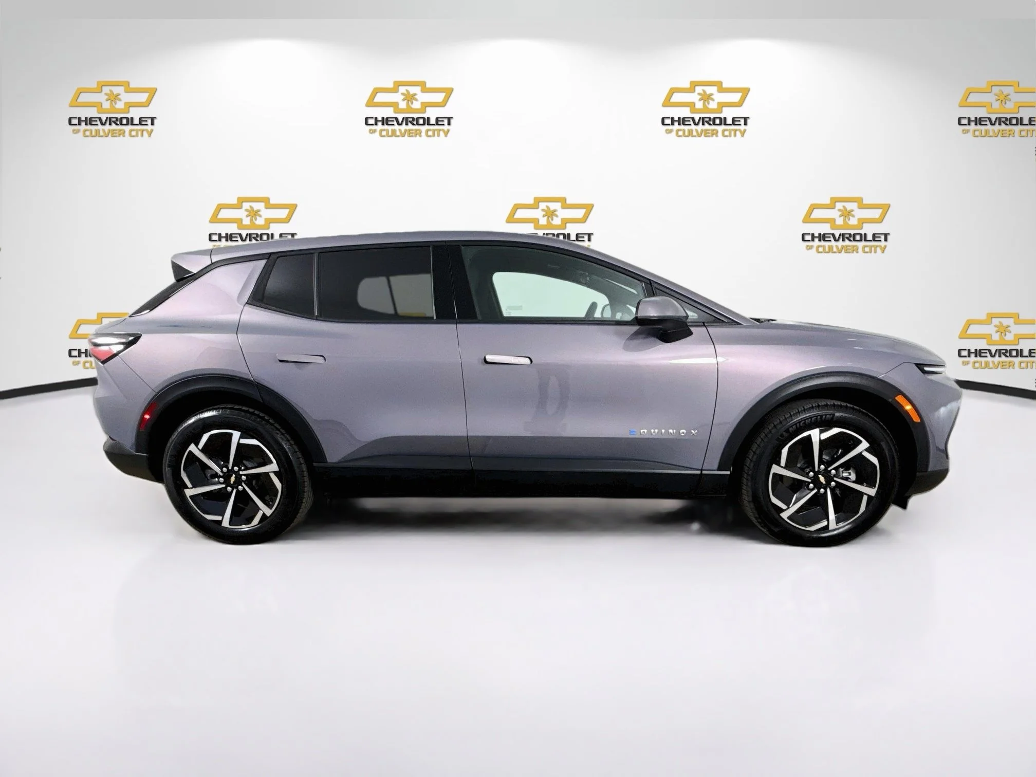 Used 2026 Galaxy Gray Metallic Chevrolet LT image 9