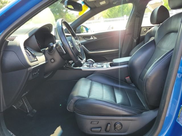 Used 2019 Blue Kia GT2 image 22