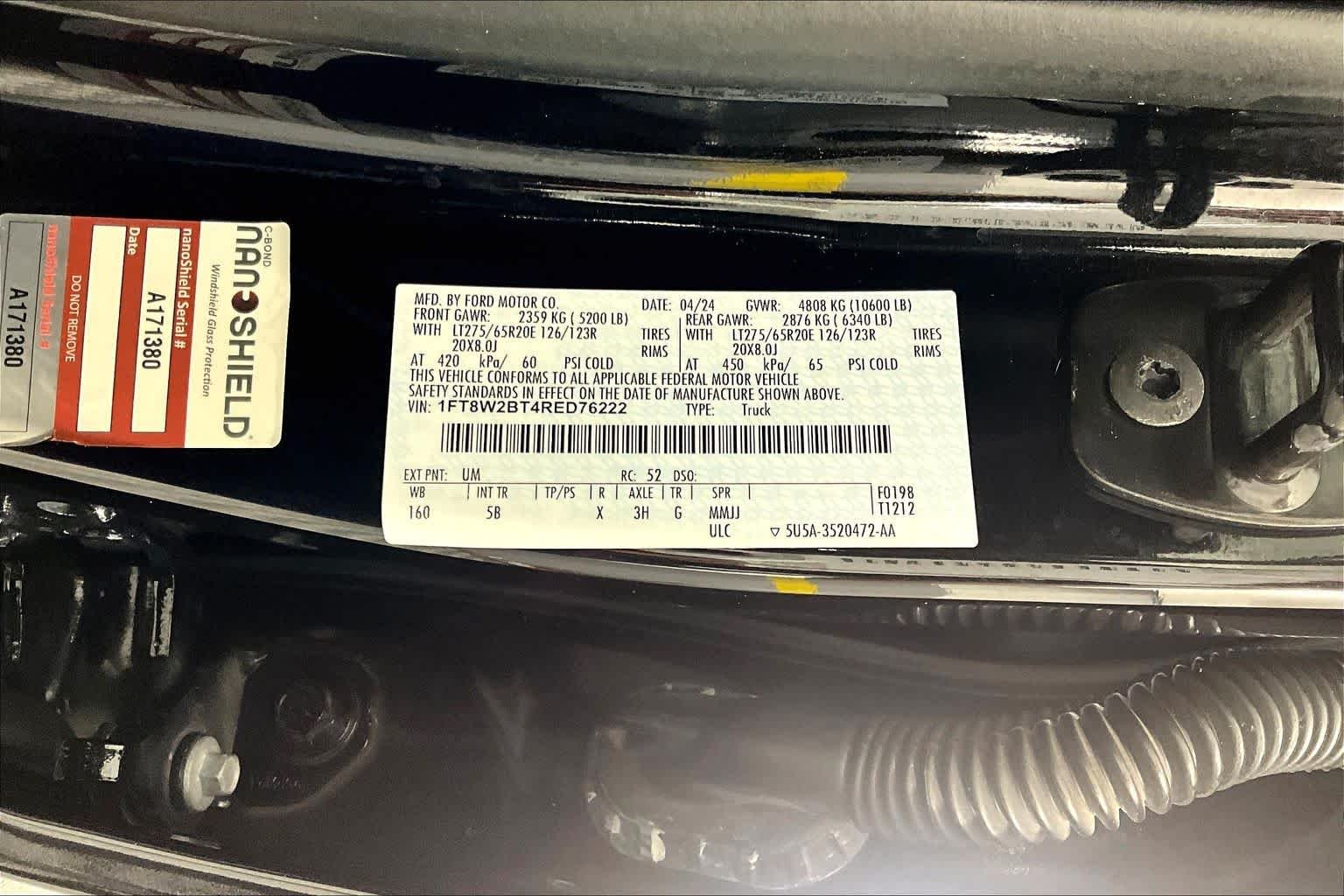 Used 2024 Agate Black Ford LARIAT image 33