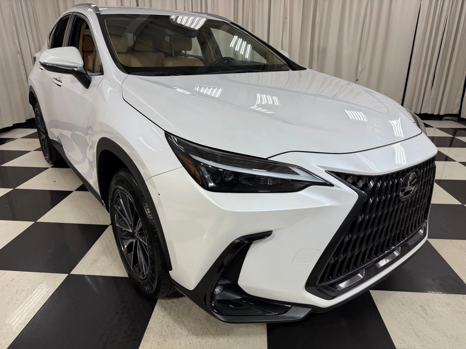2022 Lexus NX Hybrid