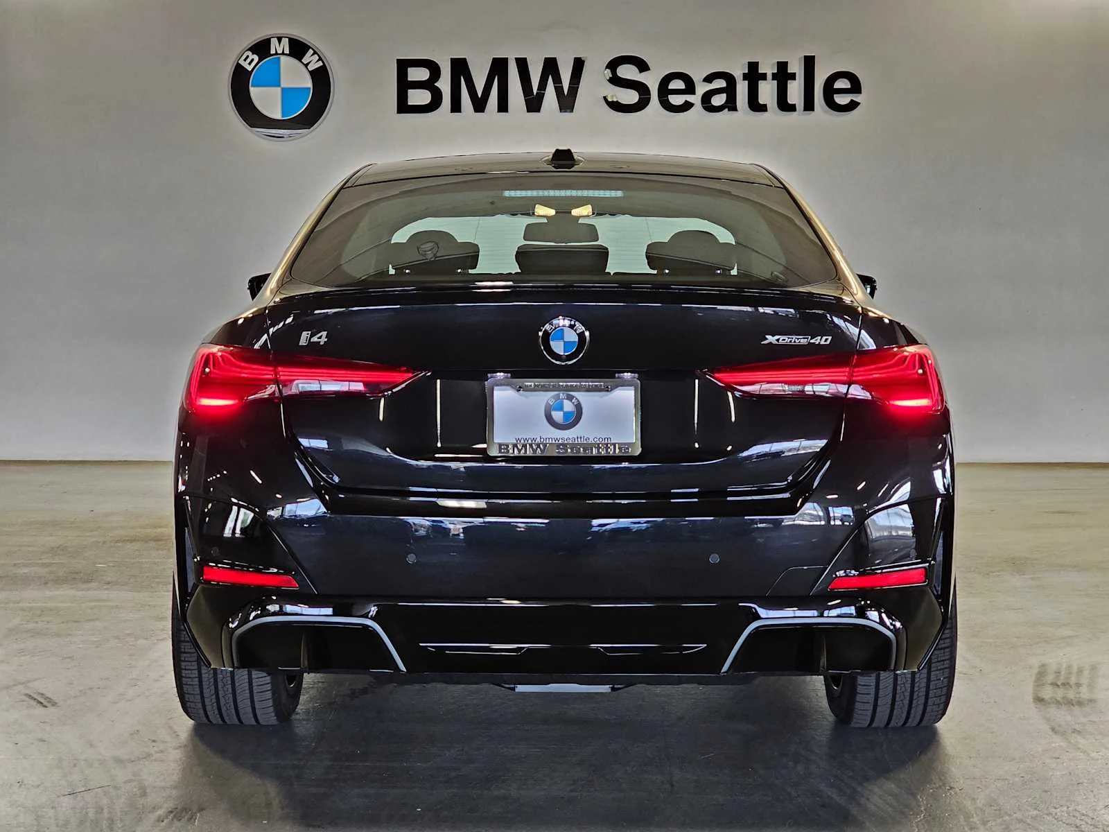 New 2026 Black Sapphire Metallic BMW xDrive40 image 5