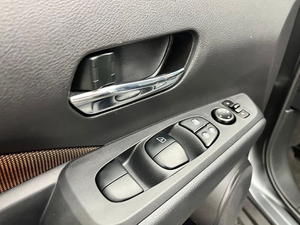 Used 2024 Gun Metallic Nissan SR image 17