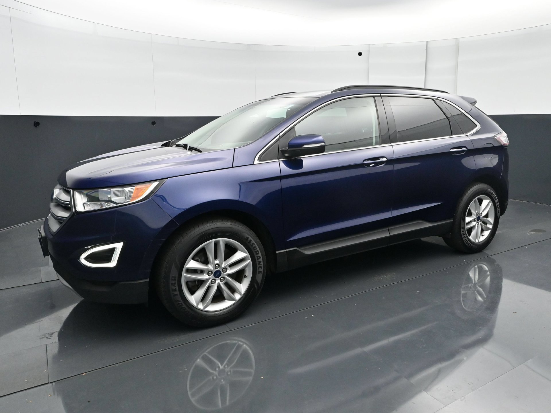 Used 2016 Ford Edge SEL with VIN 2FMPK4J90GBB18664 for sale in South Saint Paul, MN