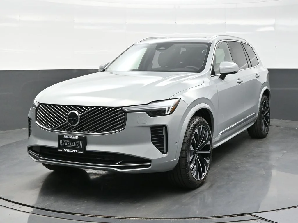 New 2026 Vapour Grey Volvo Plus image 2