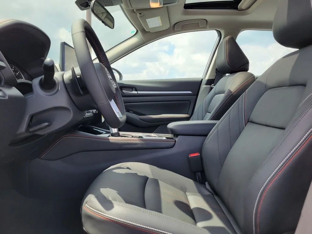 New 2026 Super Black Nissan SR image 30