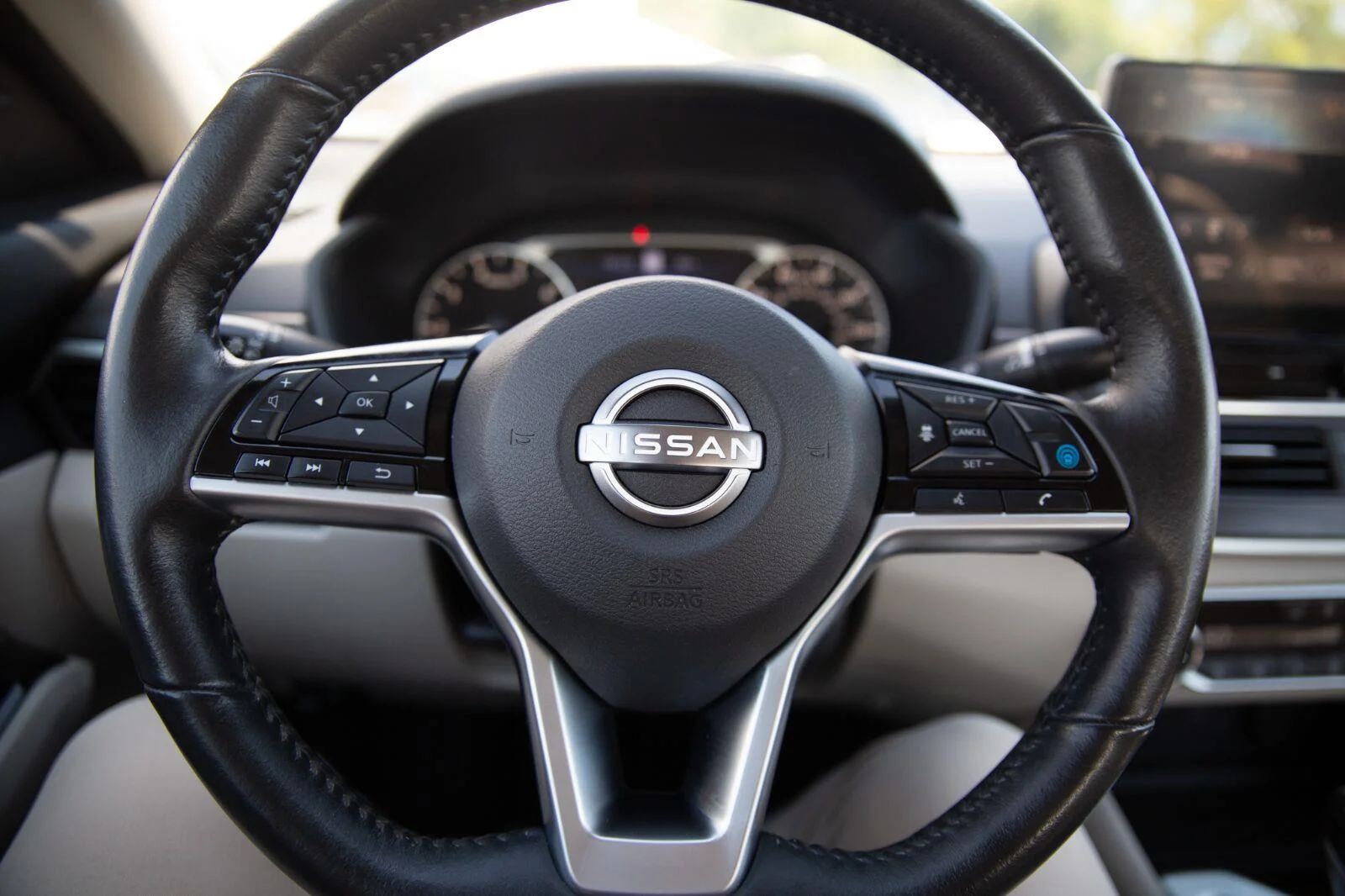 2023 Nissan Altima SL - Photo 10