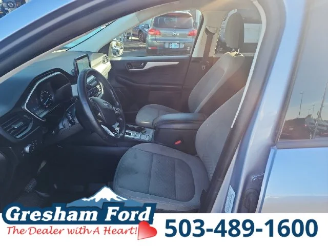 Used 2022 Blue Ford SE image 17