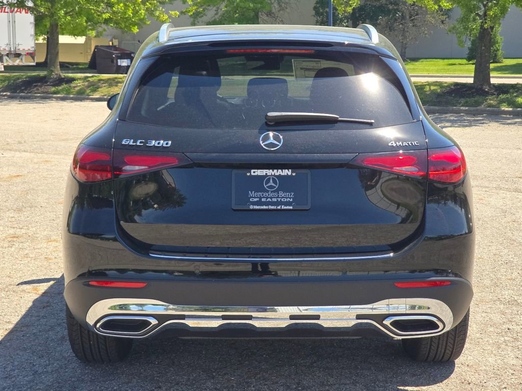 New 2026 Black Mercedes-Benz GLC 300 image 53