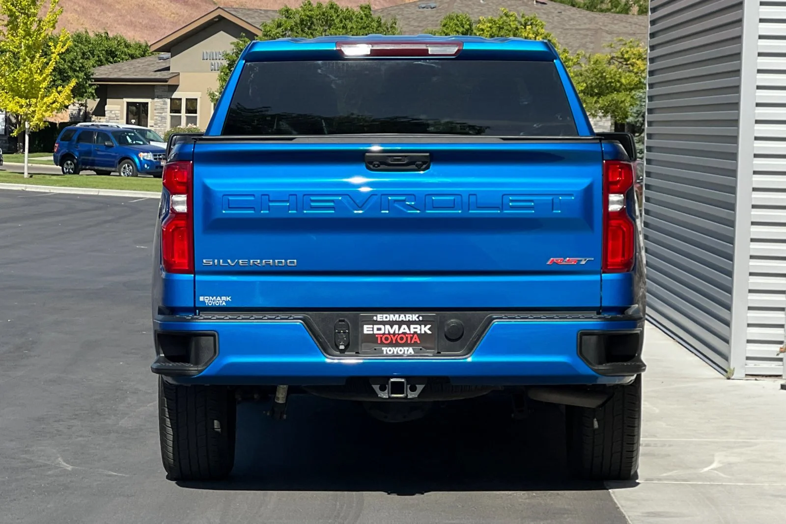 Used 2022 Glacier Blue Metallic Chevrolet RST image 4