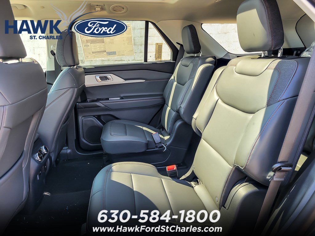 New 2026 Carbonized Gray Metallic Ford Active image 10