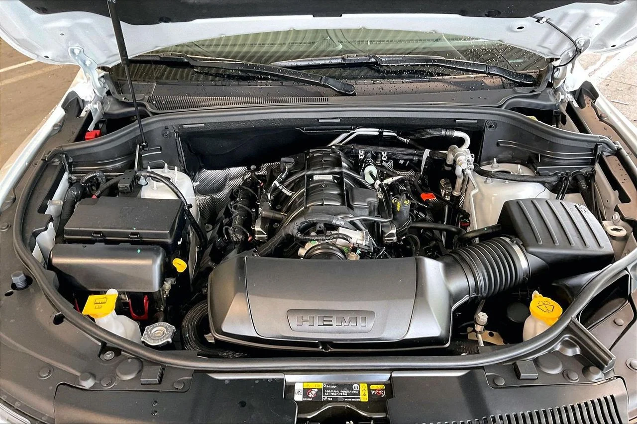 New 2026 White Knuckle Clearcoat Dodge GT Plus HEMI V8 image 37