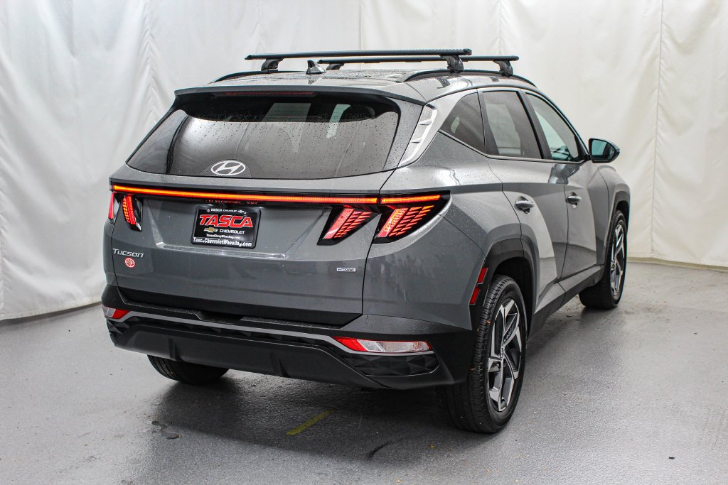 Used 2024 Gray Hyundai SEL image 9