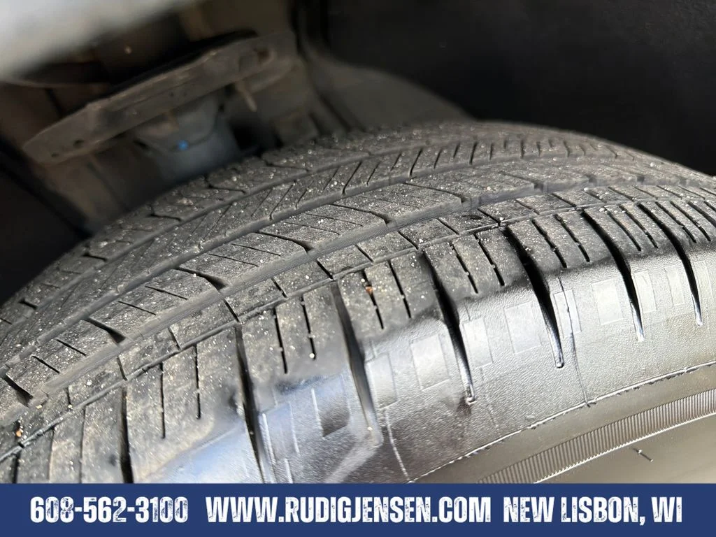 Used 2026 Gray Hyundai SEL image 25
