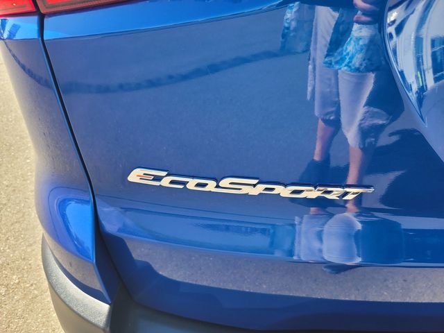 Used 2018 Blue Ford SE image 10