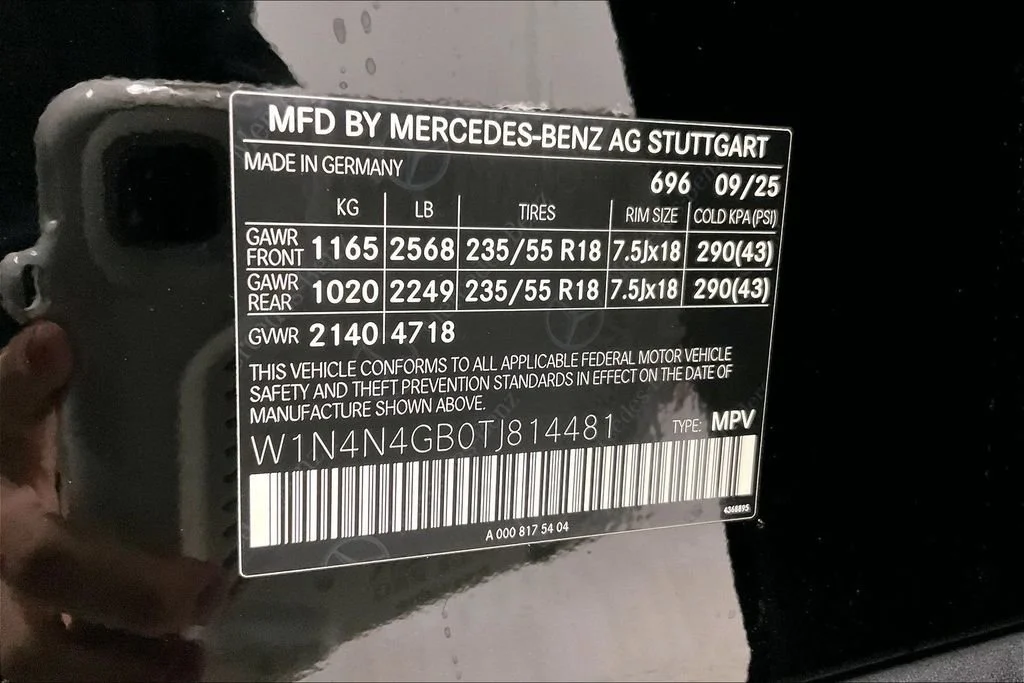 New 2026 Night Black Mercedes-Benz GLA 250 image 30
