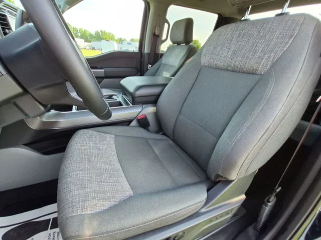 Used 2023 Blue Ford XLT image 21