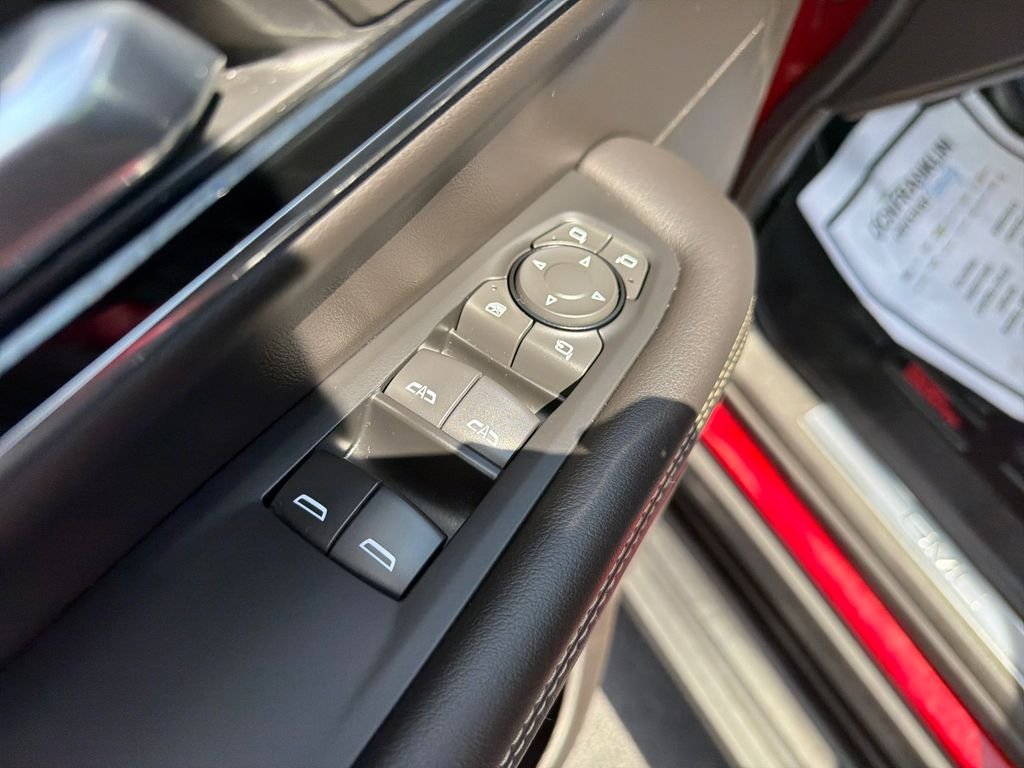 Used 2025 Red GMC Elevation image 11