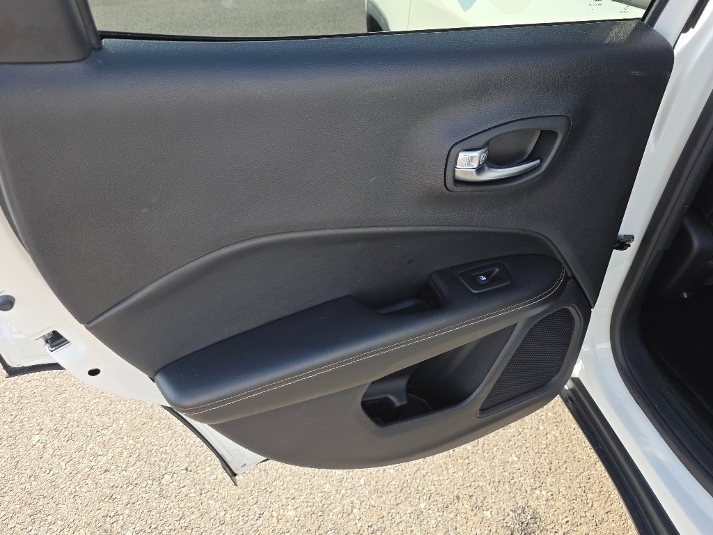 Used 2017 White Clear Coat Jeep Latitude image 28