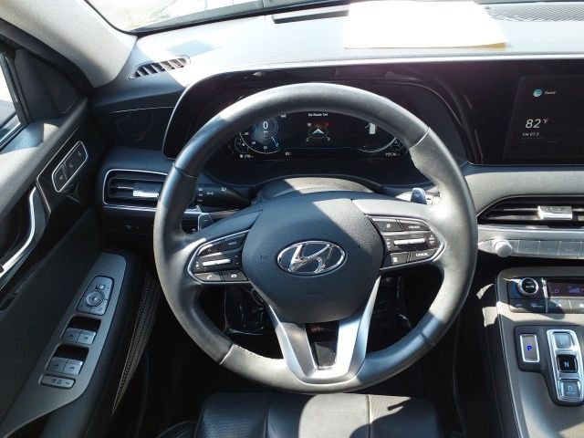Used 2021 Black Hyundai Limited image 8