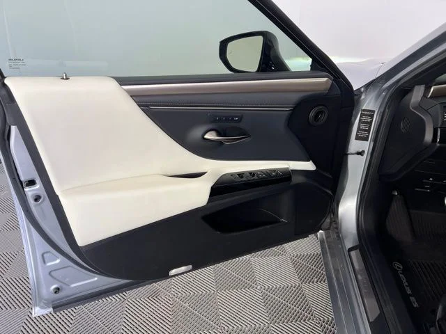 Used 2022 Silver Lexus 350 F Sport image 17