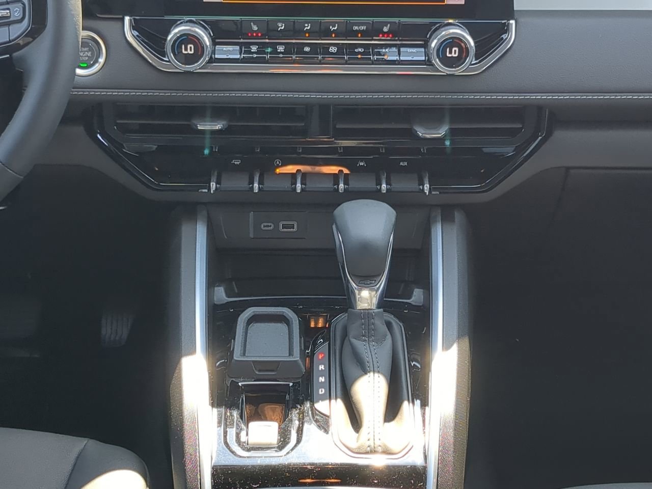 2026 Chevrolet Colorado LT - Photo 18