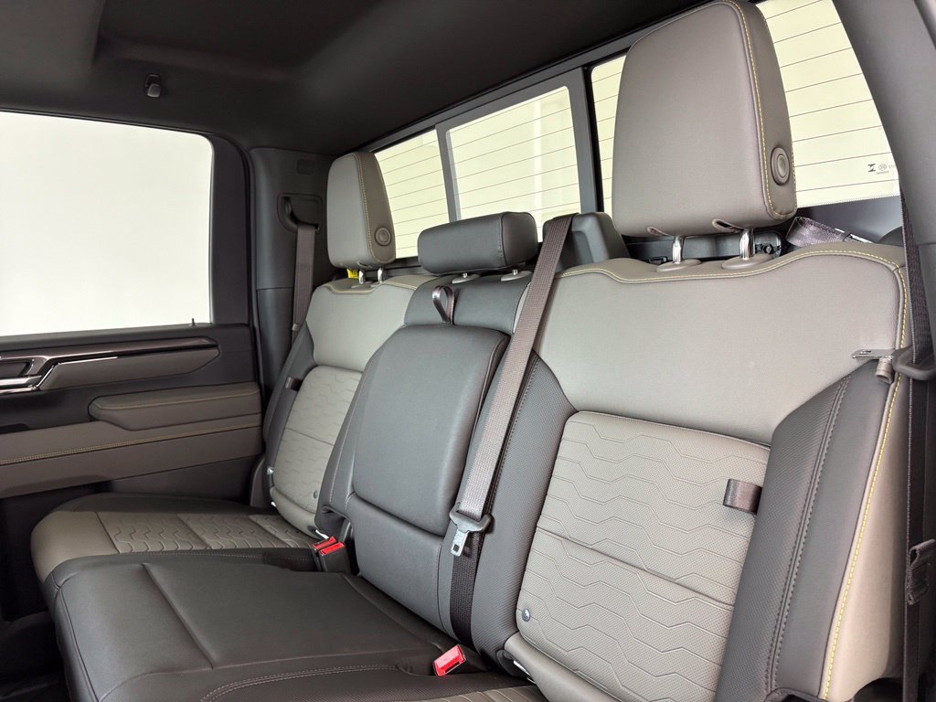 2026 Chevrolet Silverado 2500 HD ZR2 - Photo 38