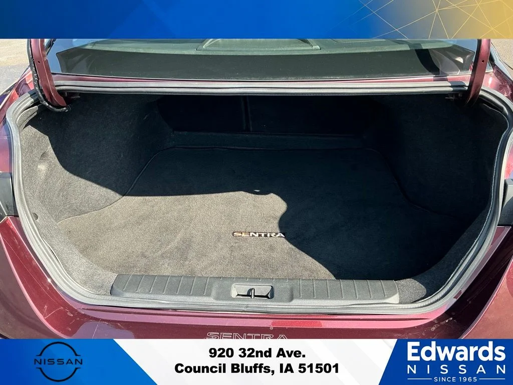 Used 2025 Red Nissan SV image 9