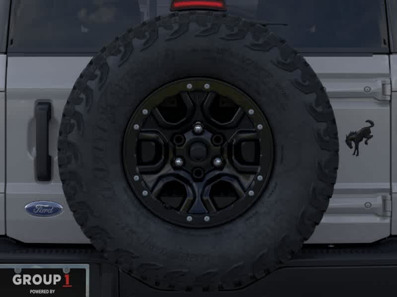 New 2026 Avalanche Gray Ford Badlands image 24