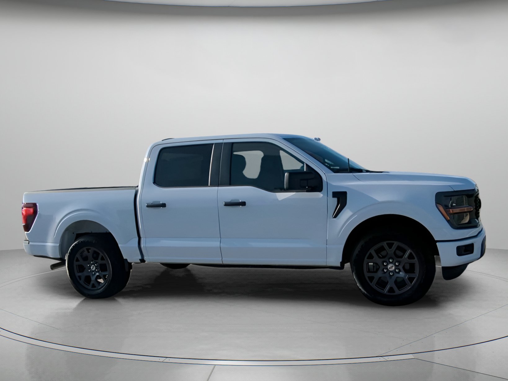 New 2026 Oxford White Ford STX® image 31