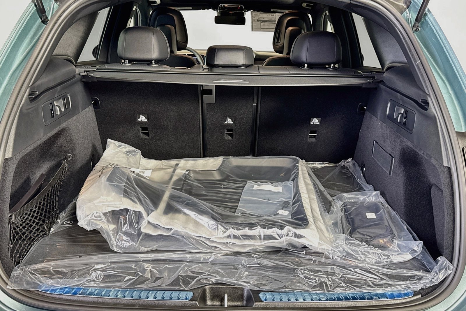 New 2026 Verde Silver Metallic Mercedes-Benz GLC 300 image 24