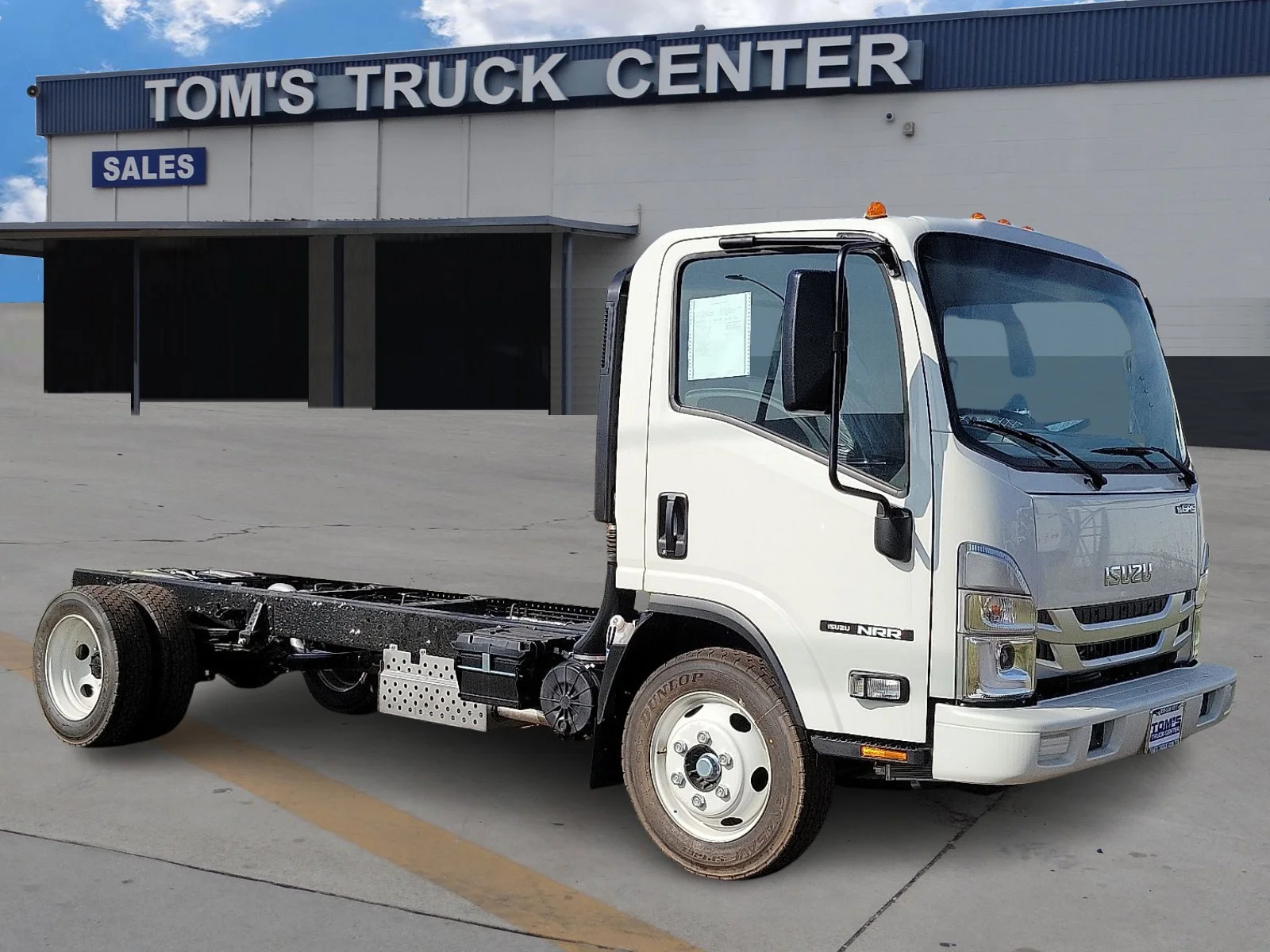 2026 Isuzu NRR's photo