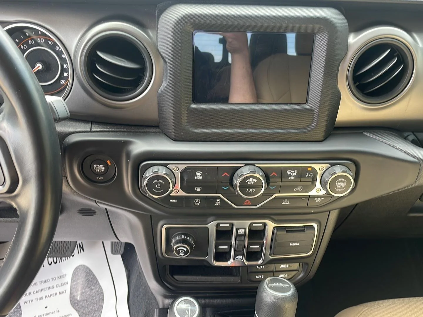 Used 2021 Bright White Clearcoat Jeep Sport S image 13
