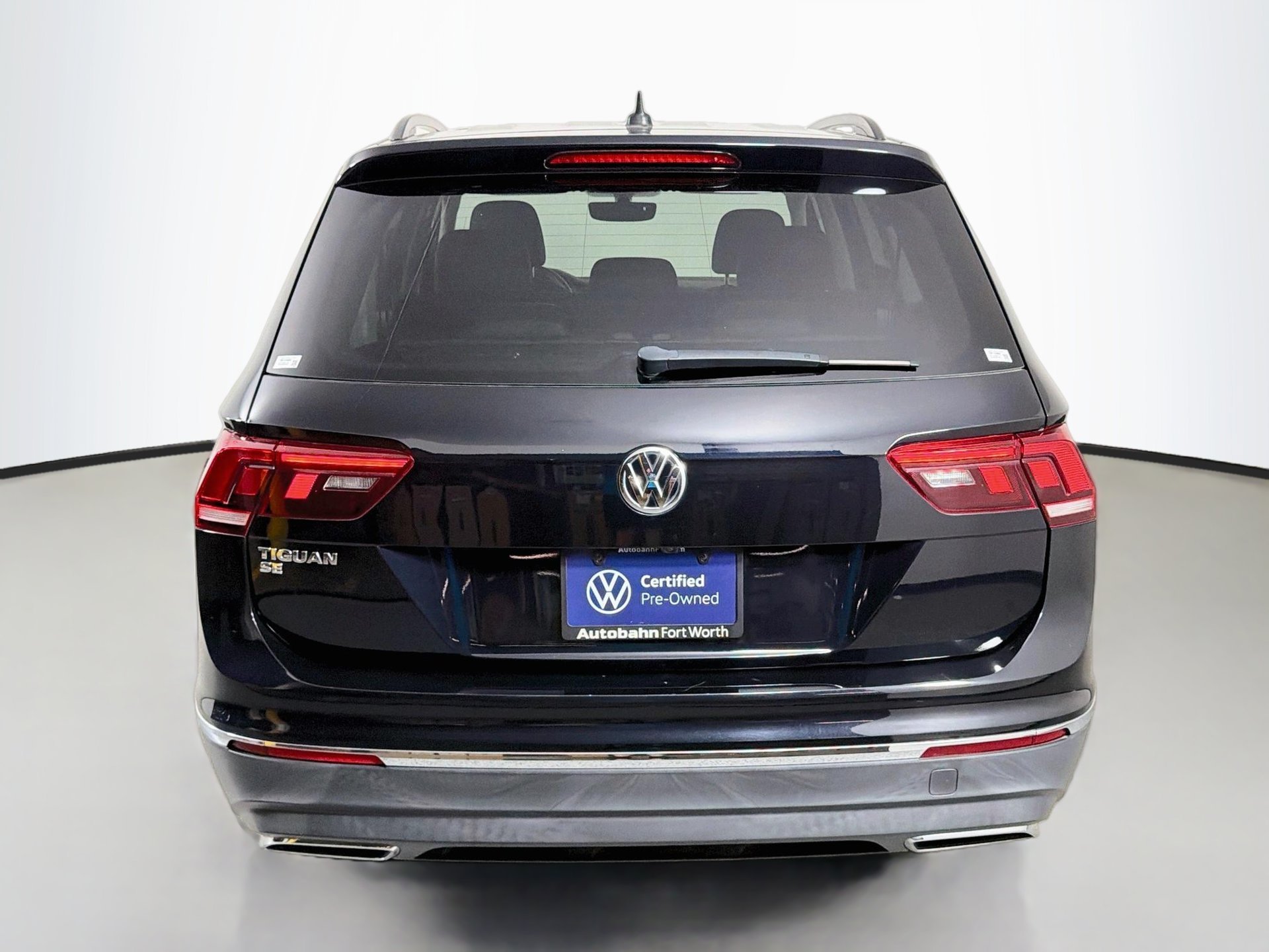 Certified Used 2021  Volkswagen 2.0T SE image 6