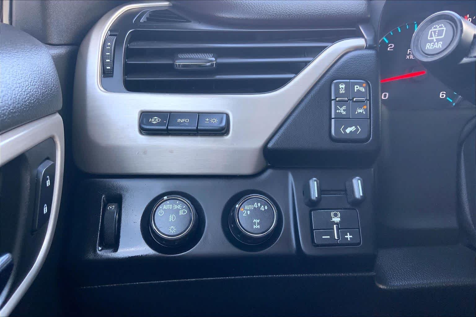 Used 2018 Onyx Black GMC Denali image 35