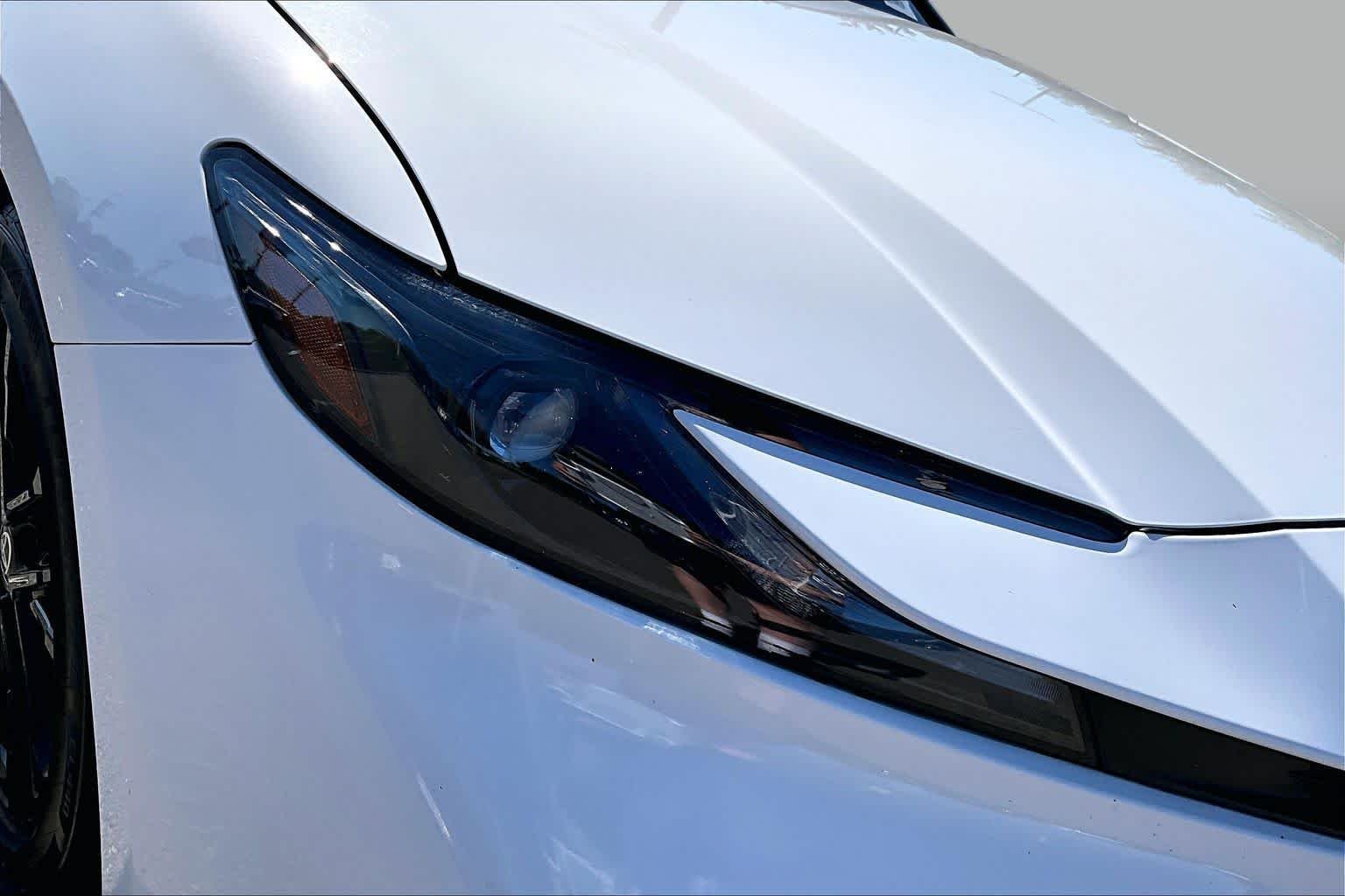 Certified Used 2025 Ice Cap Toyota SE image 27