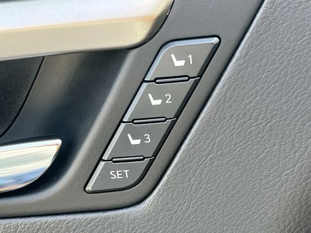 Used 2022 White Lexus 350 image 32