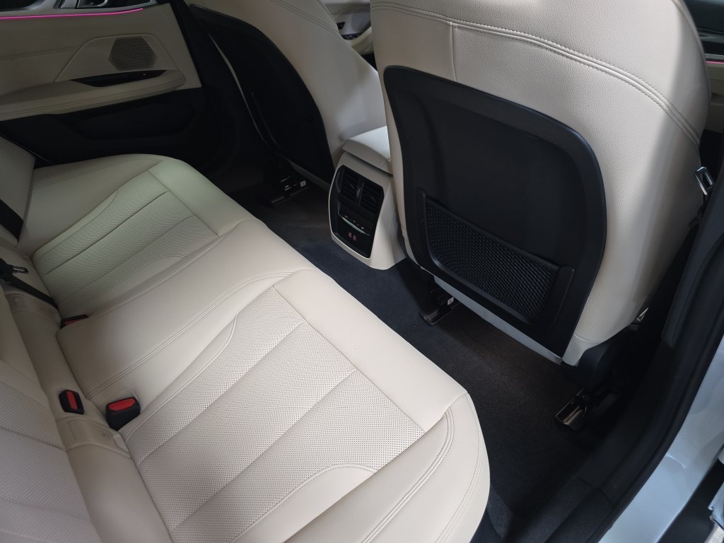 Certified Used 2024 Alpine White BMW eDrive35 image 16