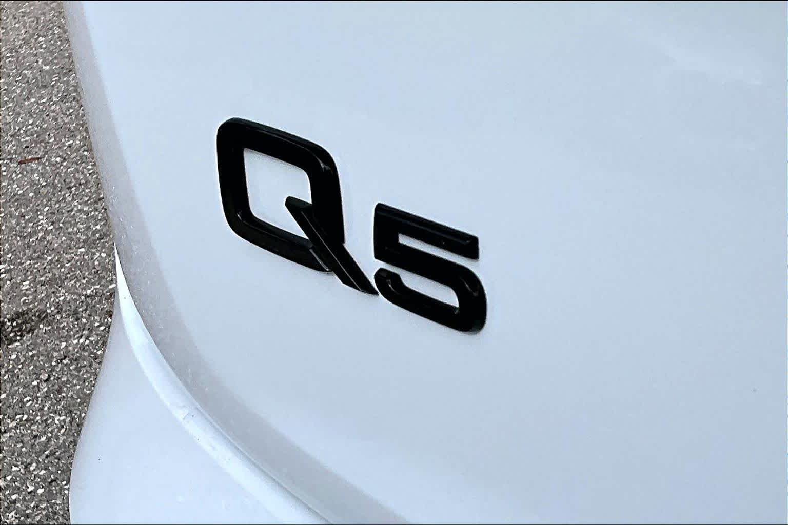 Used 2025 Glacier White Metallic Audi S line Premium Plus image 10