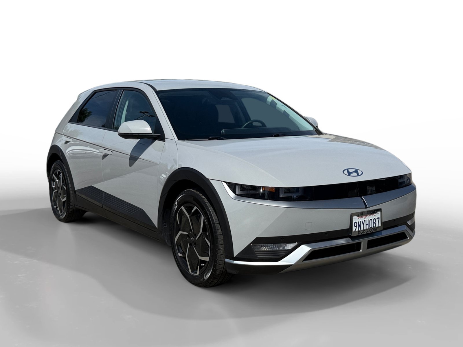 Used 2024 Cyber Gray Hyundai SEL image 7