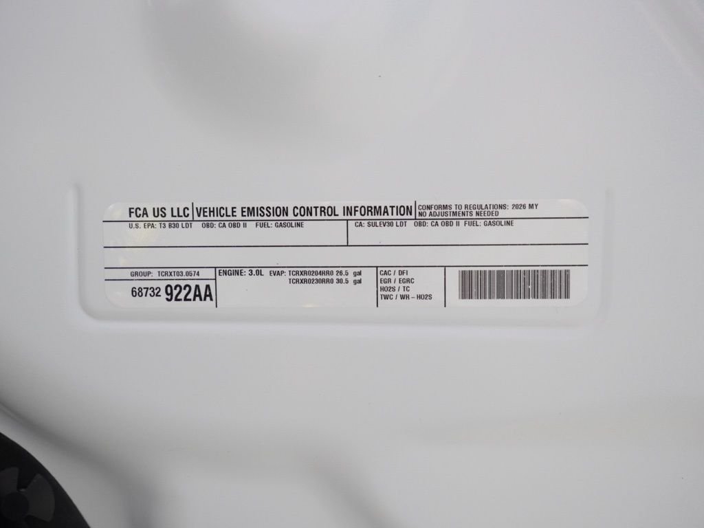 New 2026 Bright White Clear-Coat Exterior Paint Jeep  image 29